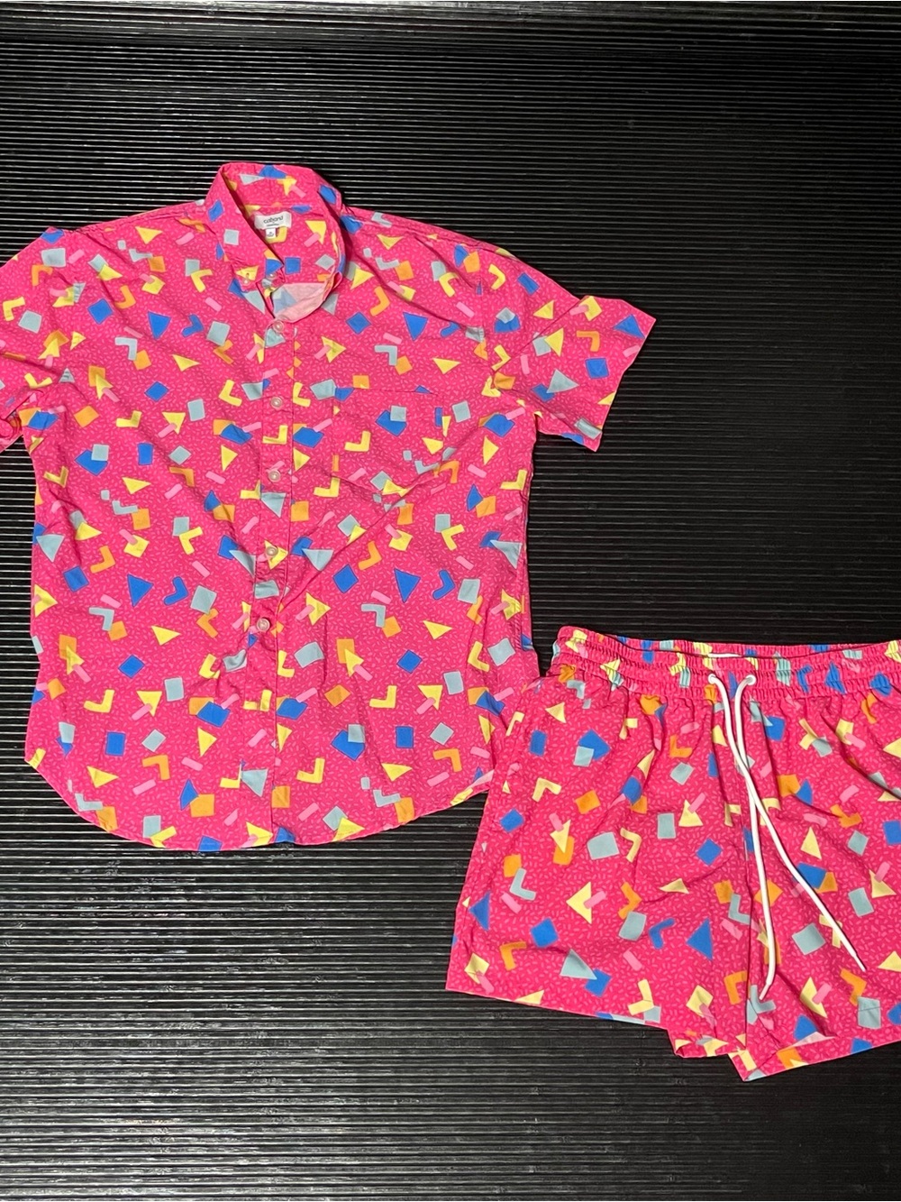 crown & ivy Pink Geometric-Print Men’s Swim Trunks and Shirt Set